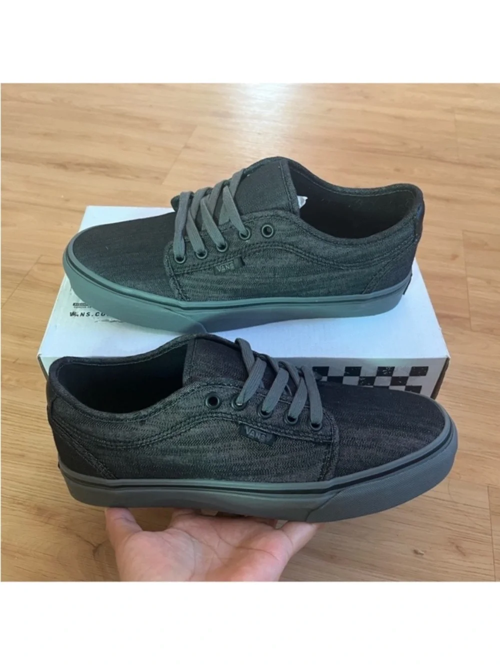 Vans Skate Chukka Low Shoe Black/ Grey Women 9.0 US Mens 7.5 US